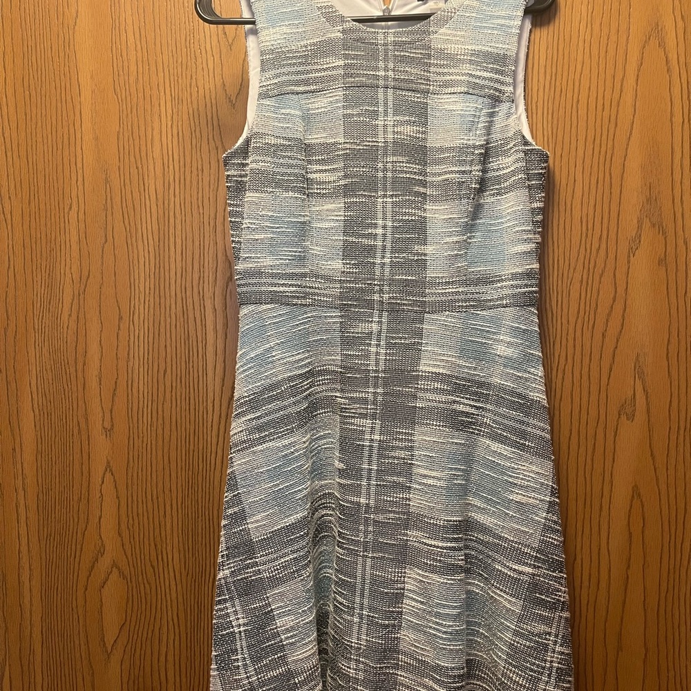 Elegant Gray Sleeveless Dress